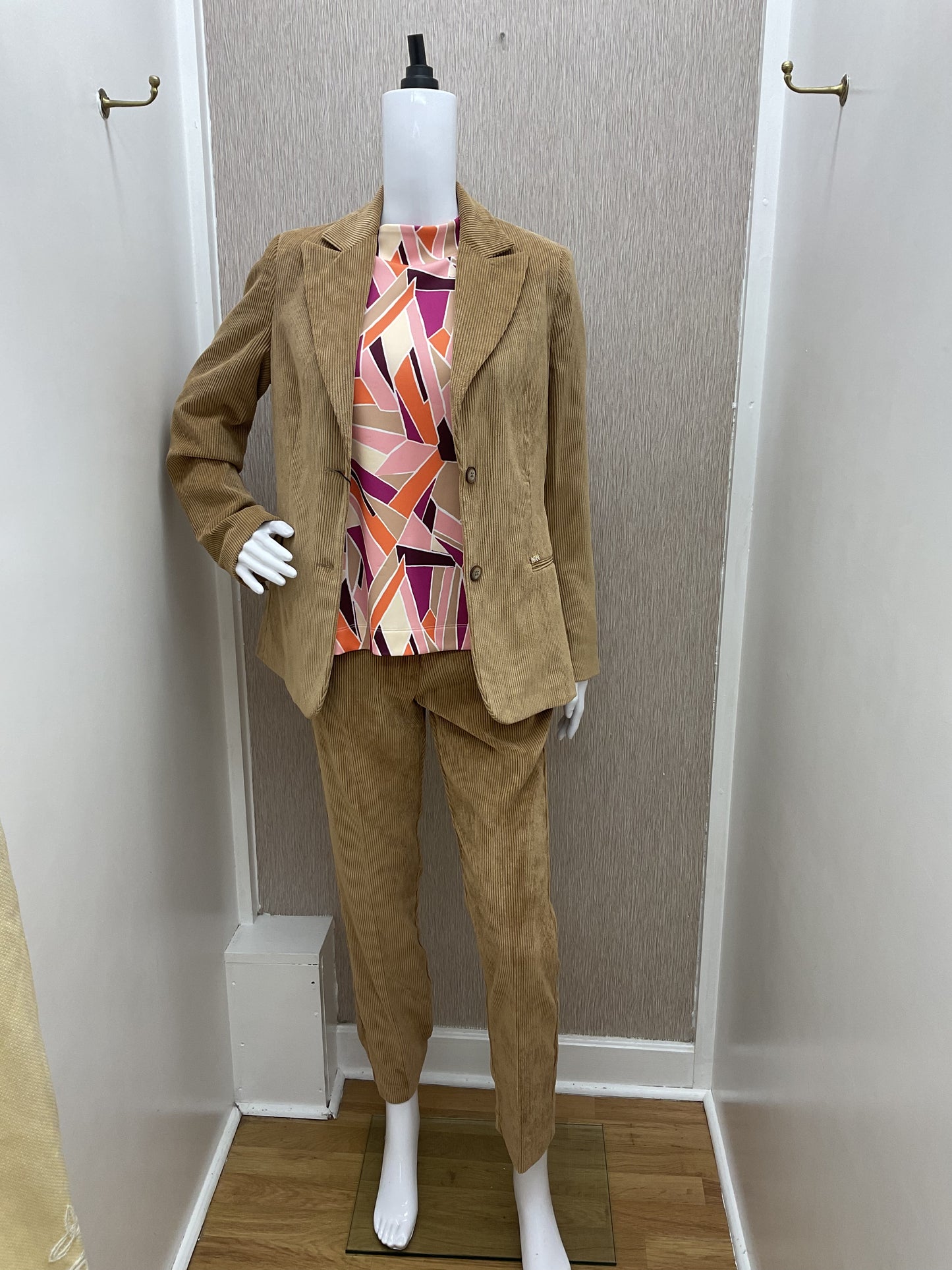 Markup Cord Suit