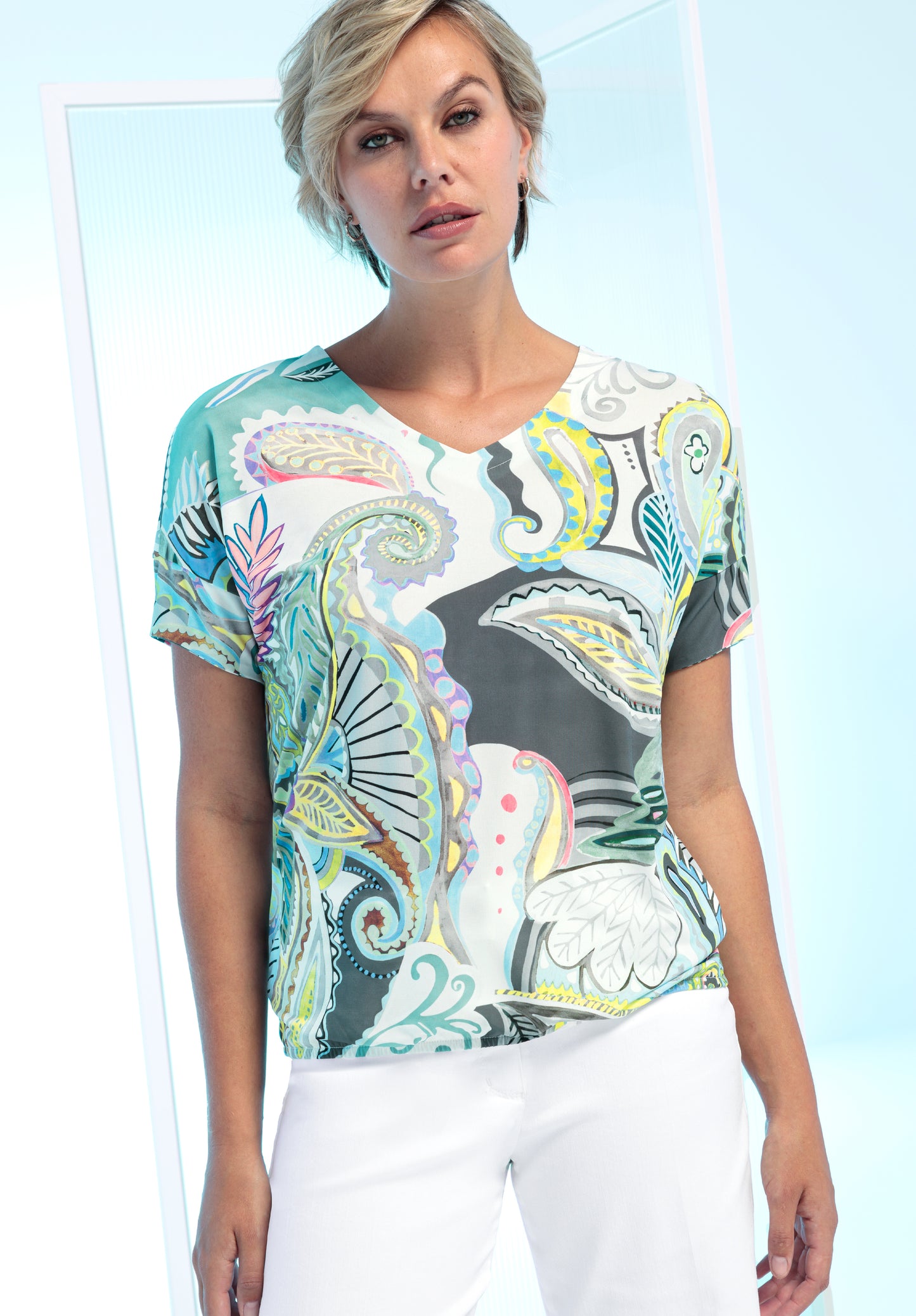 BIANCA Paisley Print V-Neck Top