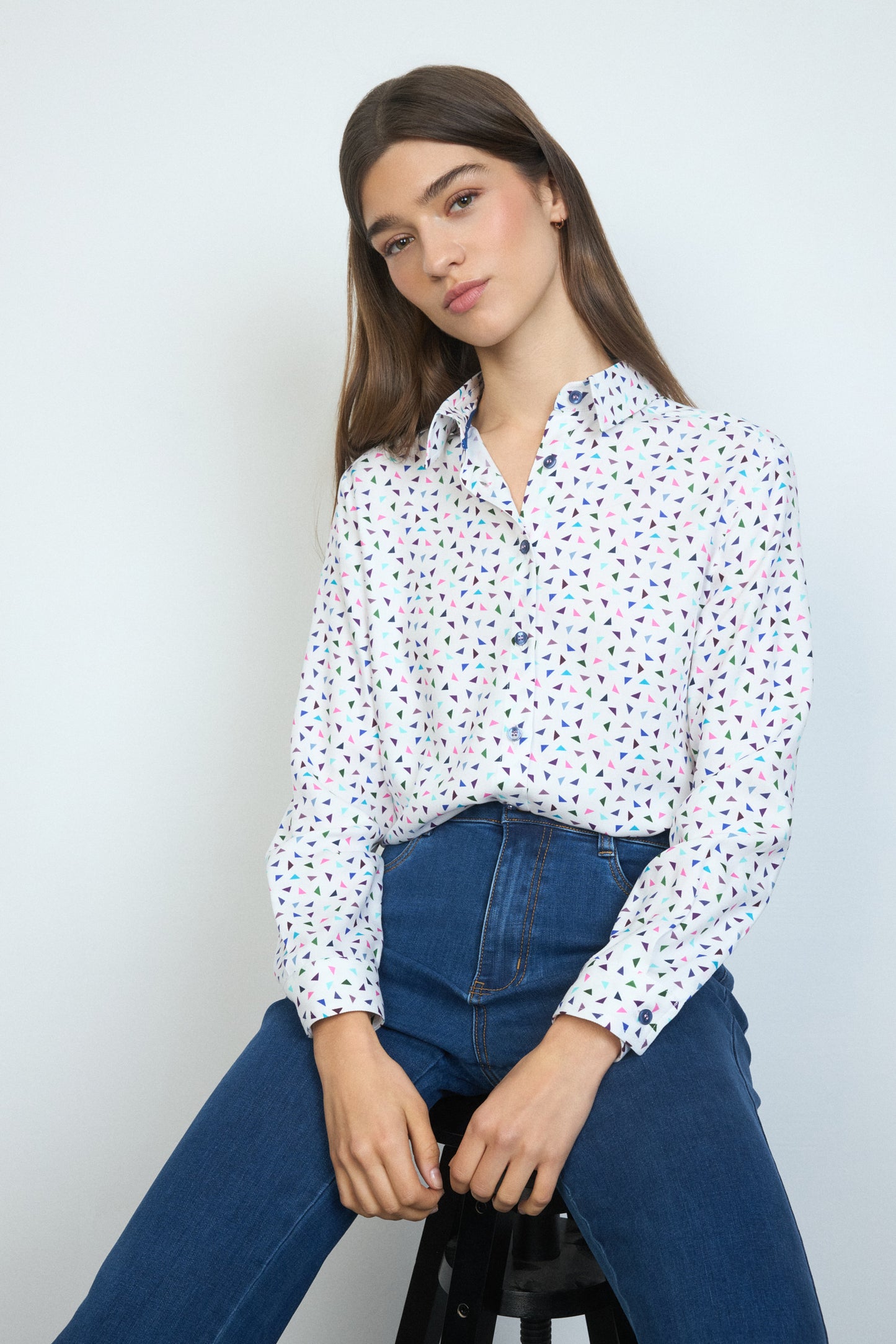 TINTA Giovanna Triangle Print Shirt