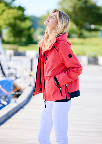 JUNGE Nikki Cayenne Performance Jacket