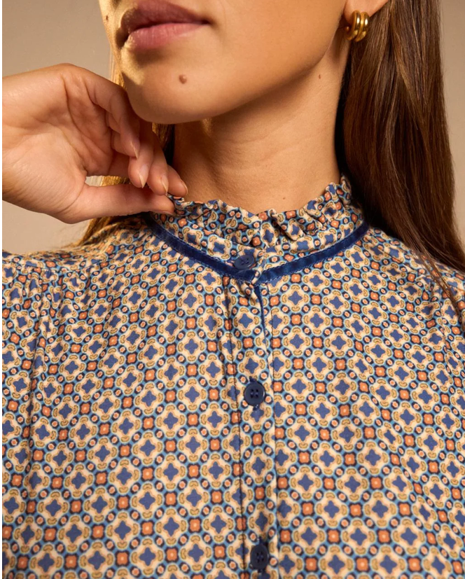 TINTA Encarnacion Printed Blouse