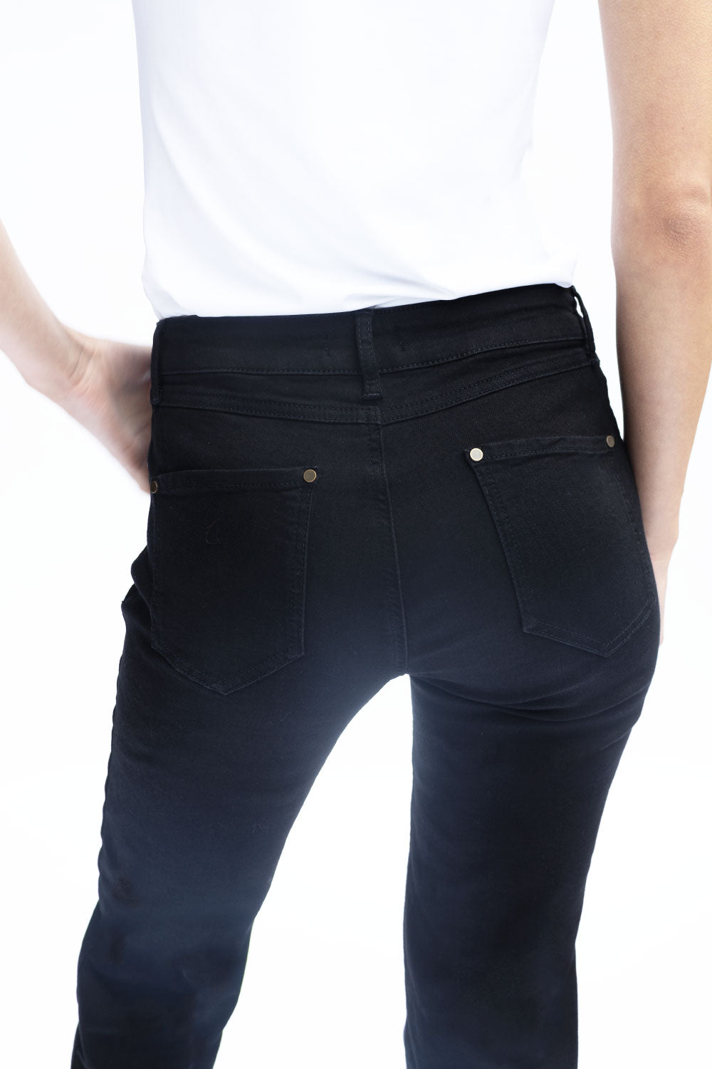 No2moro Black Sophie Jean