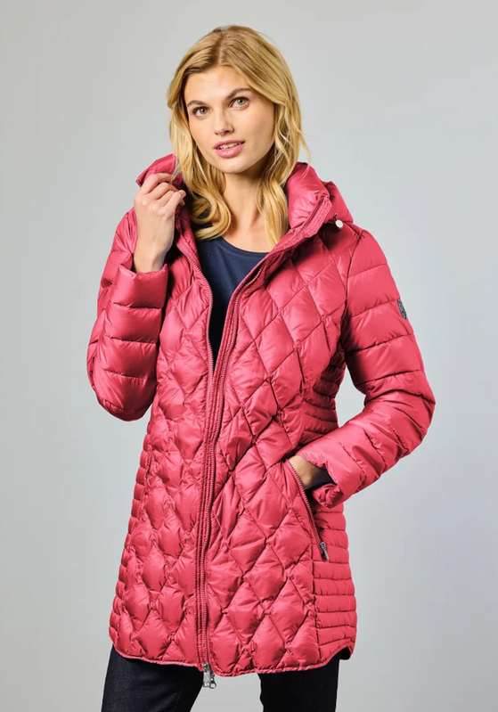 JUNGE Diana Raspberry Down Quilted Jacket